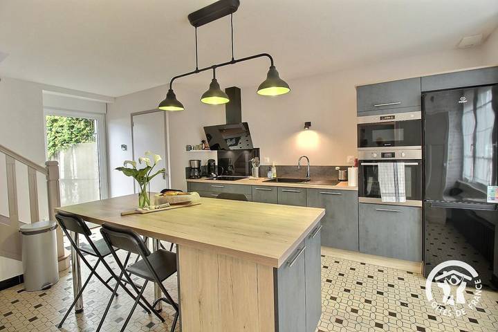Gîte pour 6 personnes, avec jacuzzi et terrasse à Hillion - 3
