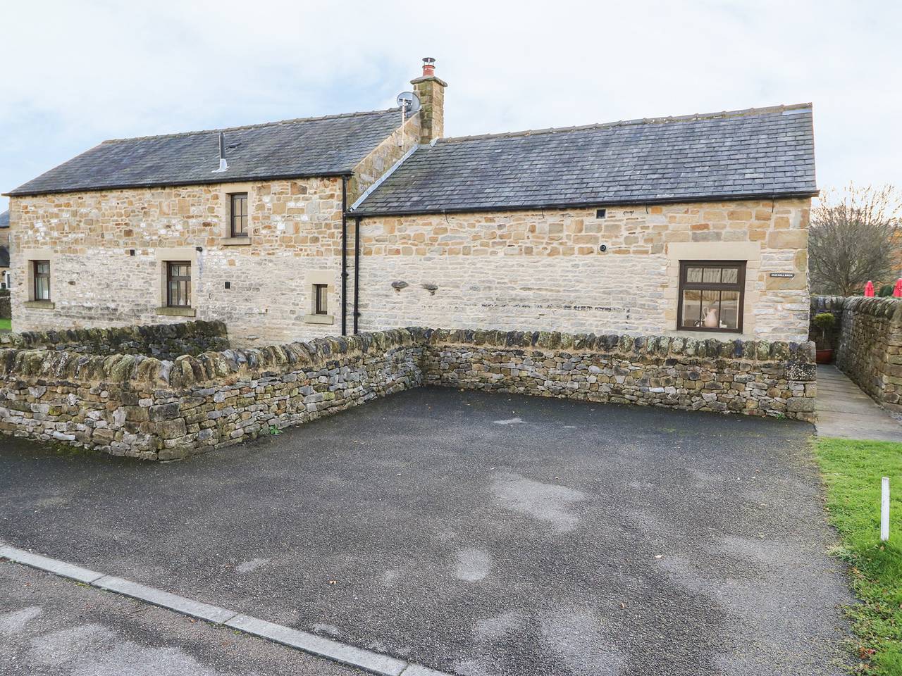 Old Hall Barn in Derbyshire