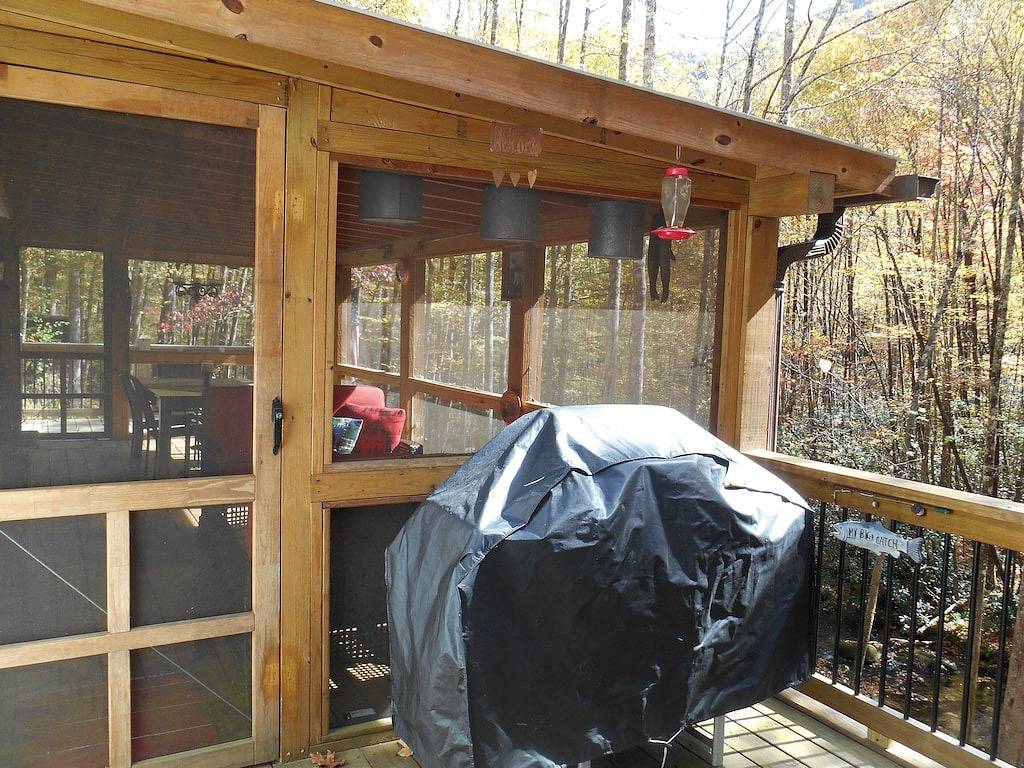 Glamping for 2 Guests in Blue Ridge Mountains, North Carolina