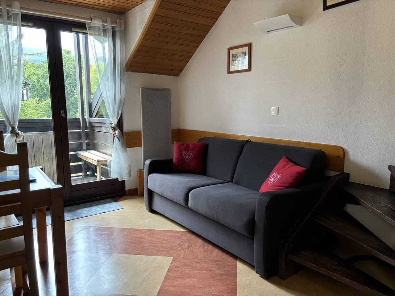 Studio entier, Studio mezzanine avec balcon et parking privé au cœur de Villard-de-Lans in Villard-de-Lans, Parc naturel régional du Vercors