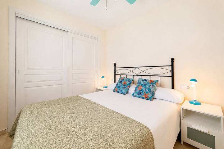 Ganze Wohnung, Ferienwohnung für 4 Personen mit Balkon in Caleta de Fuste, Antigua