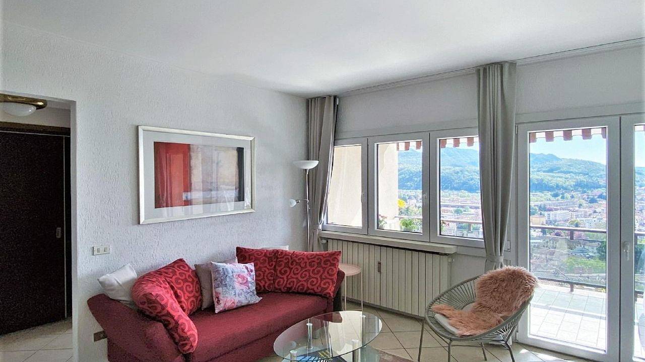Ganze Ferienwohnung, Ferienwohnung für 2 Personen (70 m²) in Luino in Luino, Comune di Luino