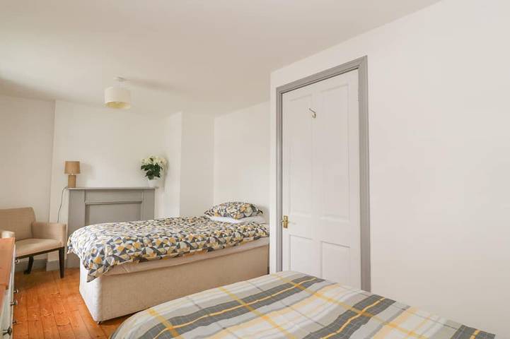 2 Fleet Street, pet friendly, with a garden in Gatehouse Of Fleet in Gatehouse of Fleet, Dumfries und Galloway
