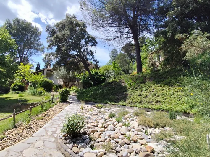 Apartamento de vacaciones para 2 personas, con vistas y jardín - 1
