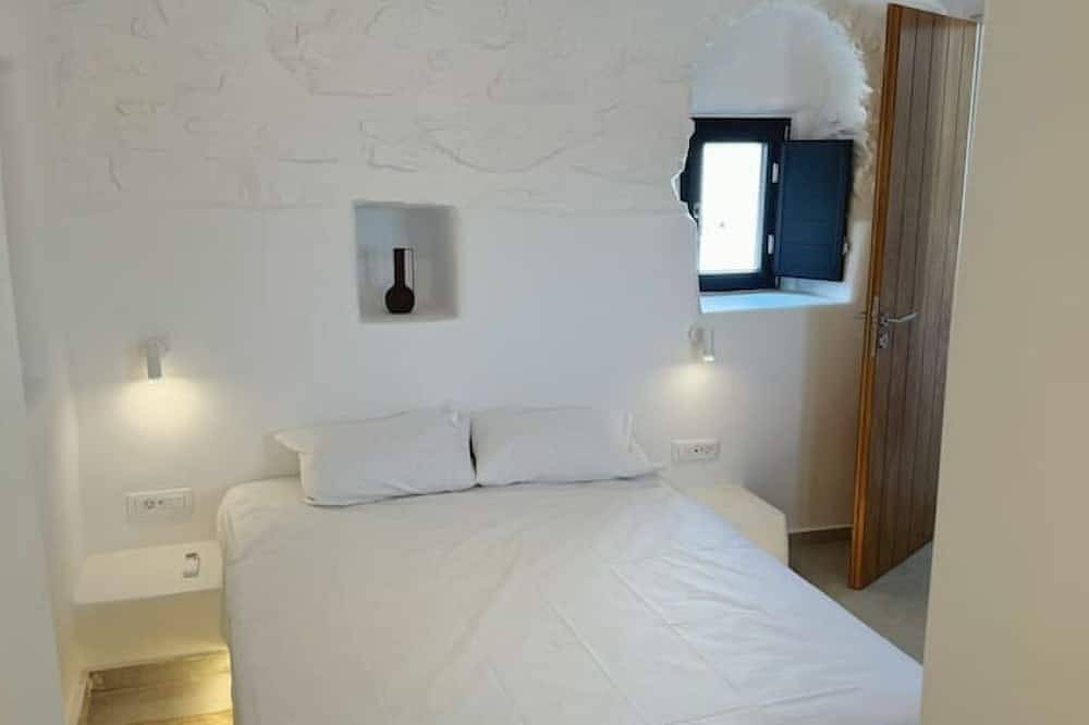 Kukulú Luxurious Cottage with Mini Private Pool in Mykonos in Ano Mera, Mykonos