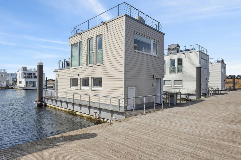 Schönes Schiff in Olpenitz mit Sauna in Olpenitz, Kappeln