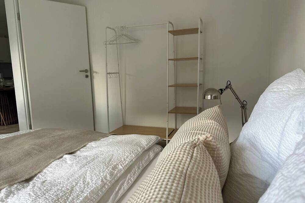 Ganze Wohnung, Gartenwohnung am Hafen in Whv in Rüstersiel, Wilhelmshaven