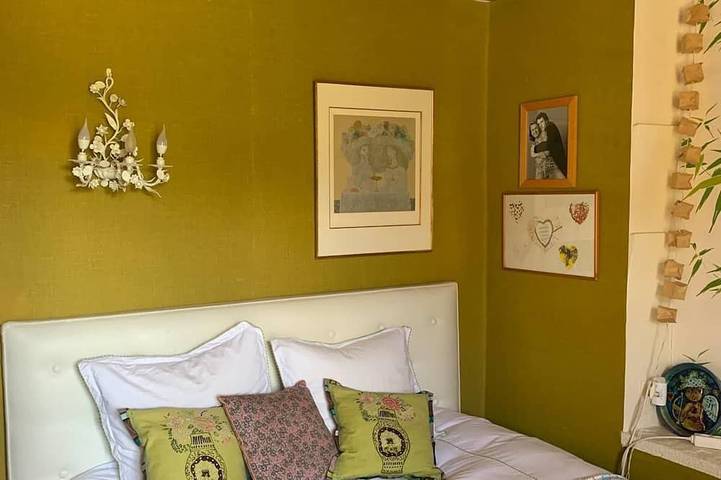 A haven of peace in a protected natural area. in Le Luc, Draguignan Region