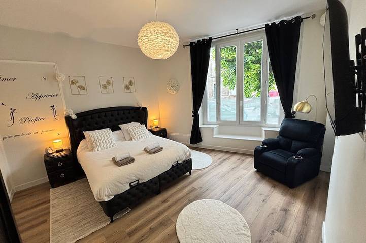 Appartement entier, Appart 1. Jolie logement (t2 de 60m2) en rez de chaussée climatisé avec terrasse in Limoges, Région de Limoges