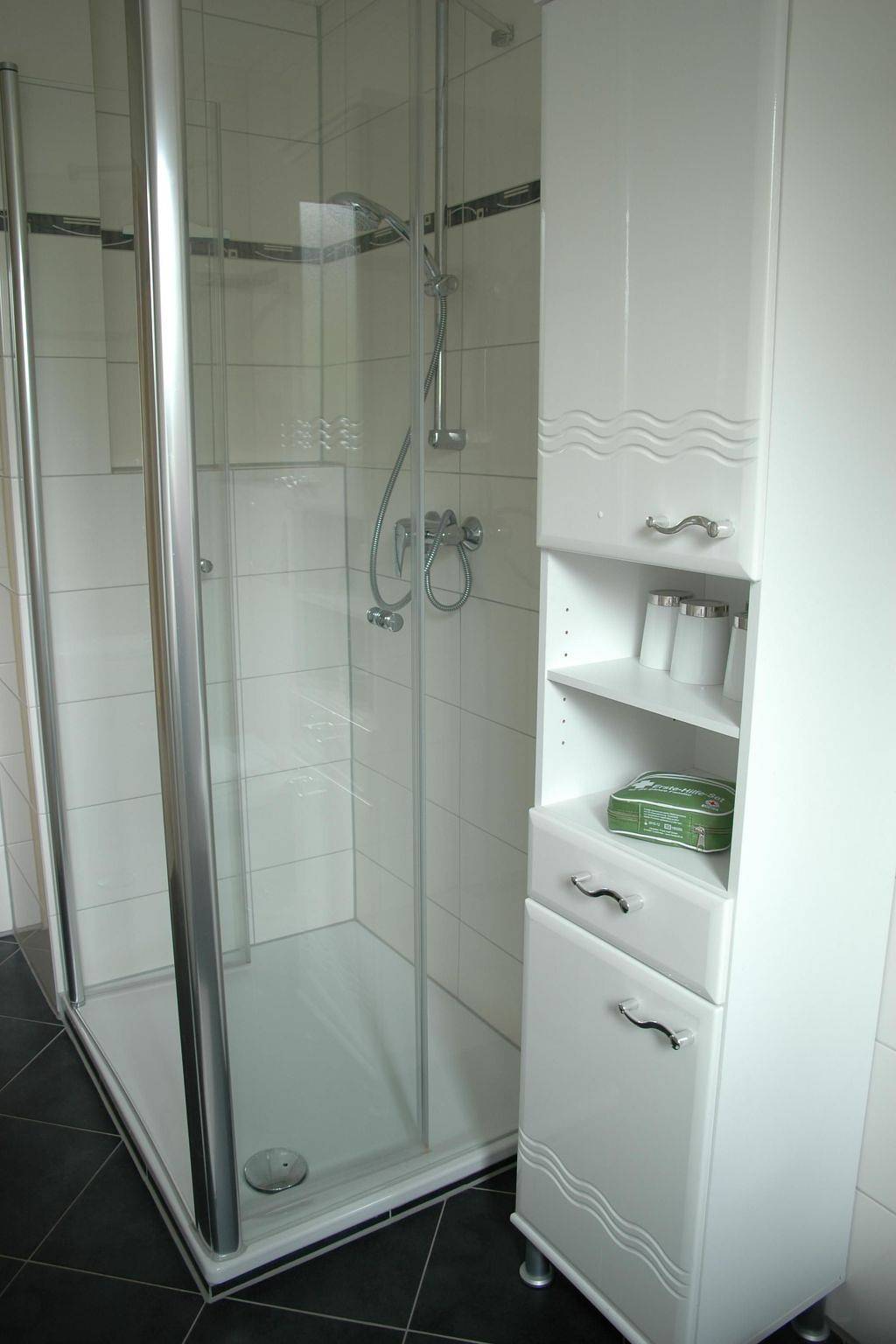 Mit Indoorpool, Garten und Partyraum in Geestland, Cuxland