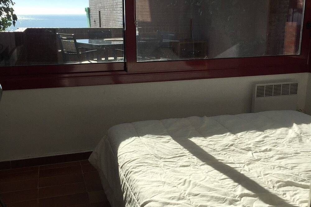 House with private garden overlooking the sea in Aigua Xelida, Tamariu