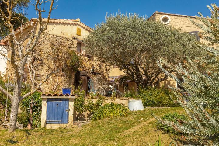 Ferienhaus für 4 Personen, mit Garten in Var