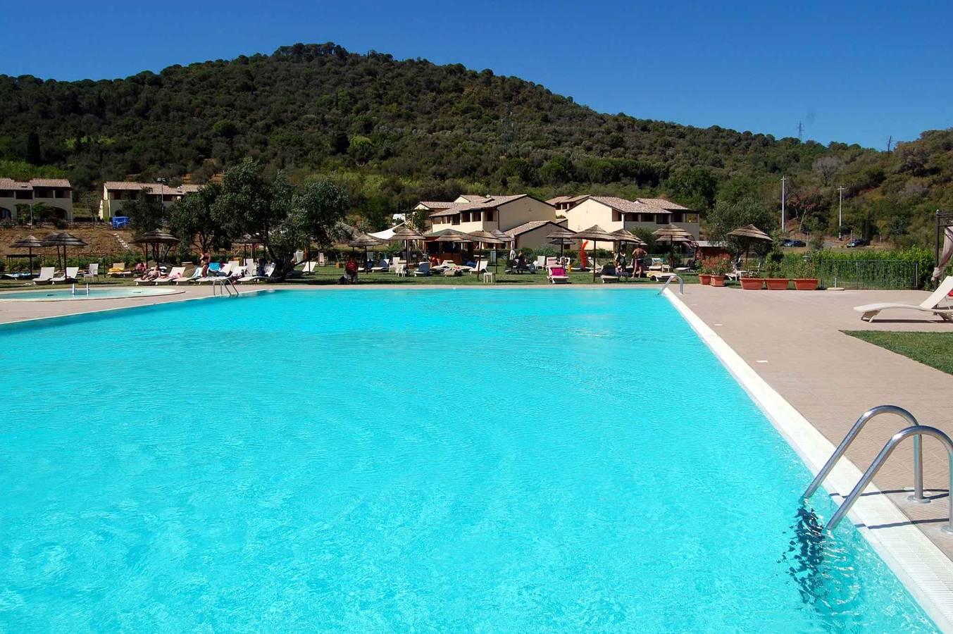 Hotelapartment mit Außenpool und Klimaanlage  in Campiglia Marittima, Etruskische Küste