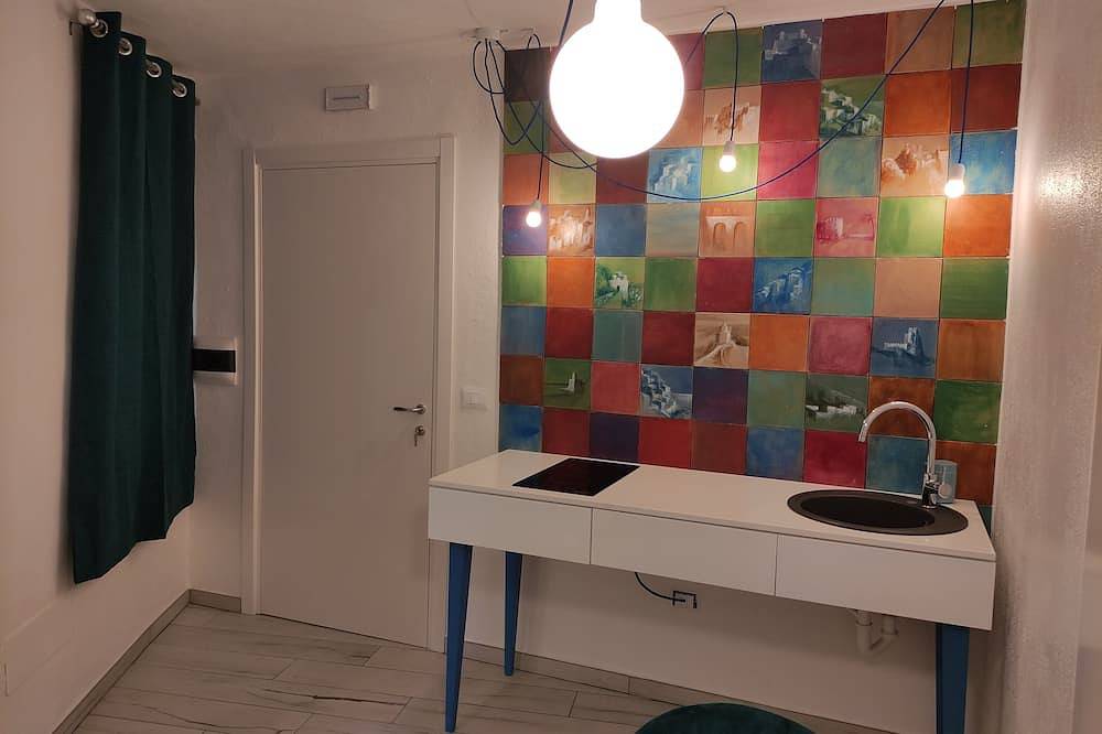 Ganze Wohnung, B & b Badolato Gallery--the art of the seaside village in Badolato, Catanzaro Provinz