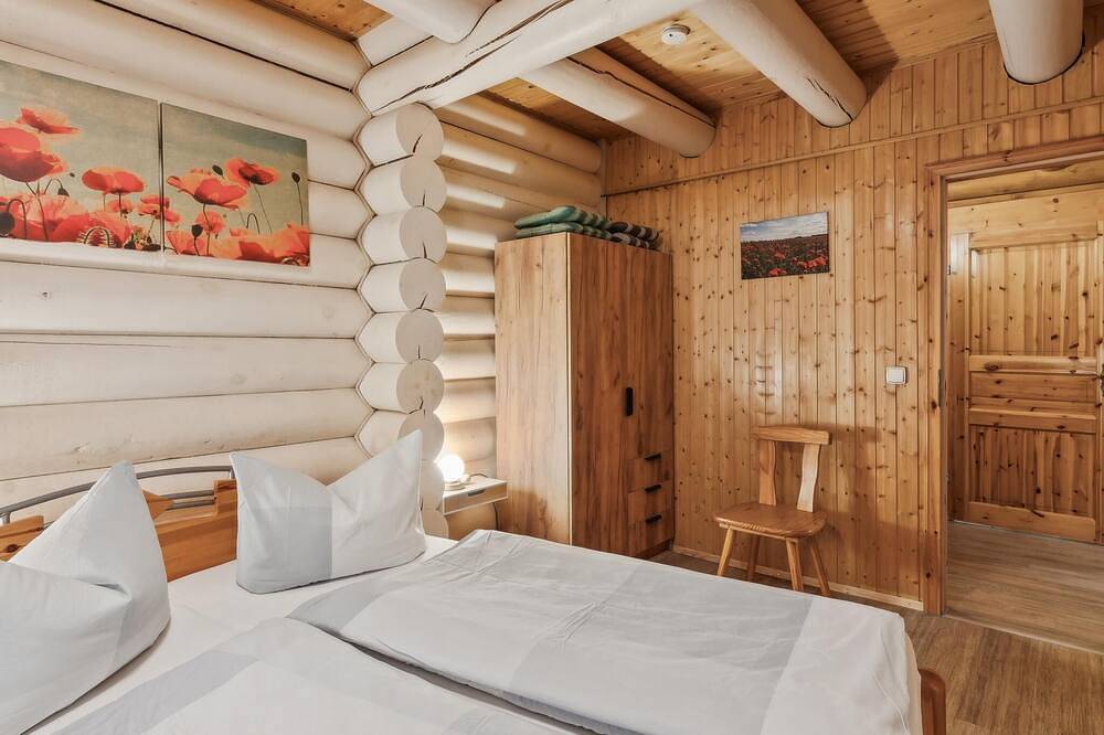 Gemütliches Holzstammhaus mit Garten im Harz in Dankerode, Harzgerode
