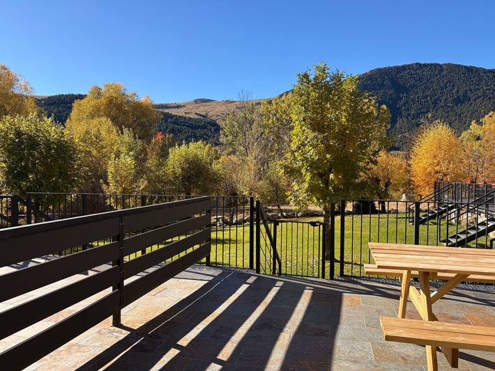 Gîte pour 4 personnes, avec jardin dans Vallee De Boi - 2