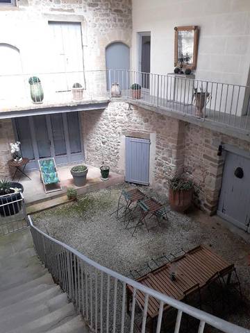 Gîte pour 4 personnes, avec vue et terrasse à Aubussargues