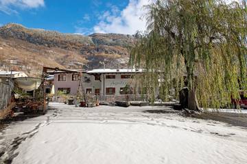 Agriturismo per 3 Persone in Grosio, Gruppo Sobretta-Gavia, Foto 2