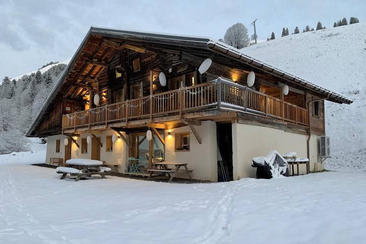 Chalet pour 15 personnes, avec Terrasse à Hauteluce