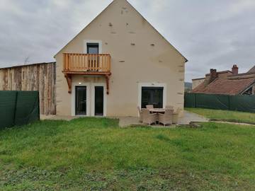 Gîte pour 10 personnes, avec jardin et vue, animaux acceptés à Saint-Gervais-en-Vallière