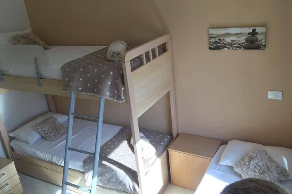 Apartamento entero, Charming 2-bedroom apartment with Wifi, Ac close to beach and swimming pools in Pizzo, Provincia de Vibo Valentia