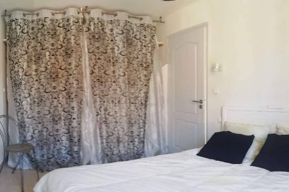 Maison bleue cote bleue 13 in Ensuès-la-Redonne, Istres region