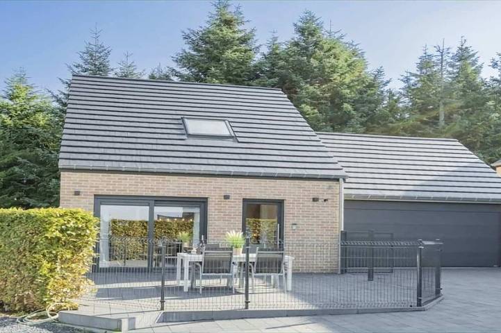 Ferienhaus für 5 Personen, mit Pool und Terrasse