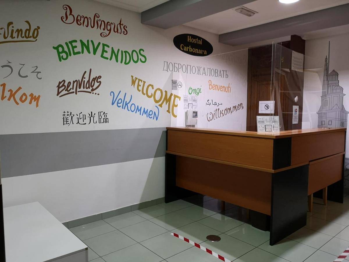 Hostal Carbonara in Playa de Riazor (La Coruña), La Coruña