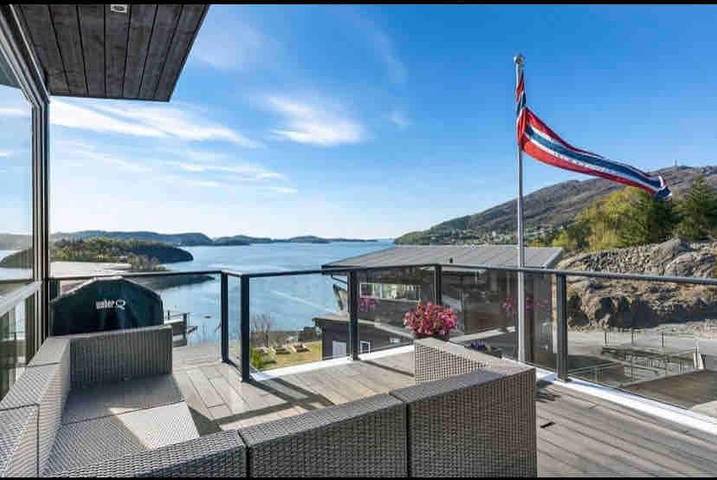 Ferienhaus für 5 Personen, mit Garten und Ausblick in Fjell