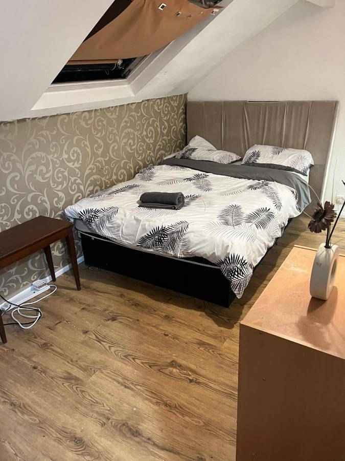 Leeds City & Stadium Inn in Leeds, West Yorkshire