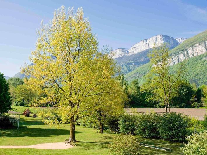 Hôtel pour 4 personnes, avec jardin ainsi que piscine et vue à Voreppe - 4