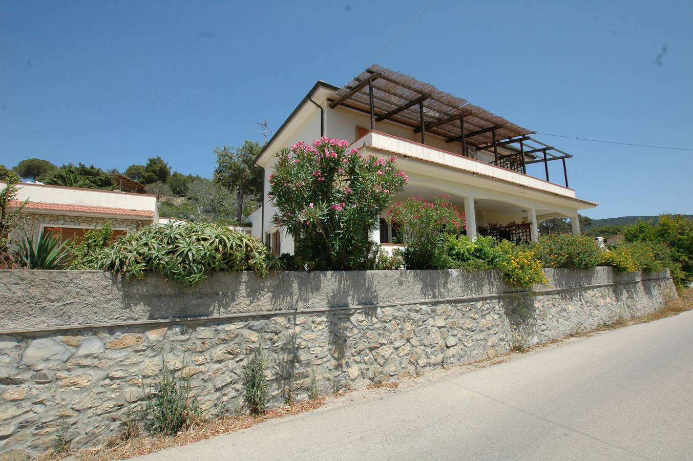 Appartement de vacances entier, Rosmarino Bilo 5 piano terra - Rosmarino Bilo 5 Piano Terra in Spiaggia di Marina di Campo, Marina di Campo