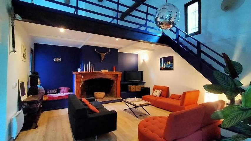 Villa per 10 persone, con Terrazza e Giardino nonché Piscina a Lauris