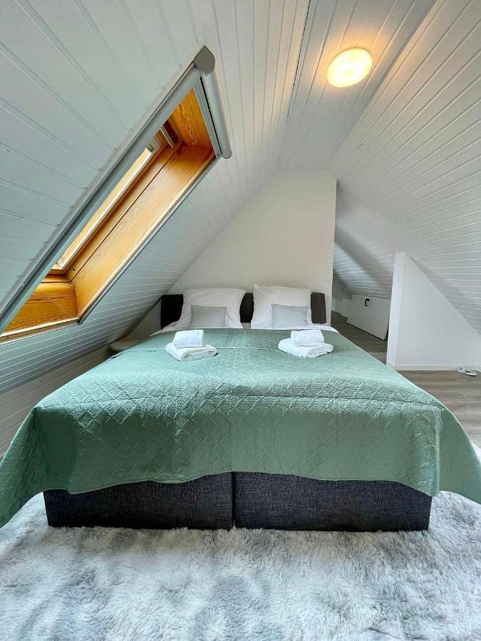 Appartement entier, Fewo-Julius am Weser-Sandstrand in Berne, Wesermarsch