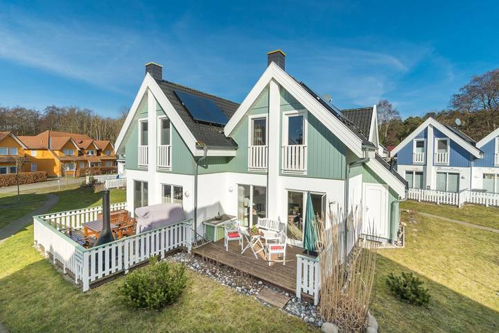 Ferienhaus für 4 Personen, mit Terrasse in Breege - 2