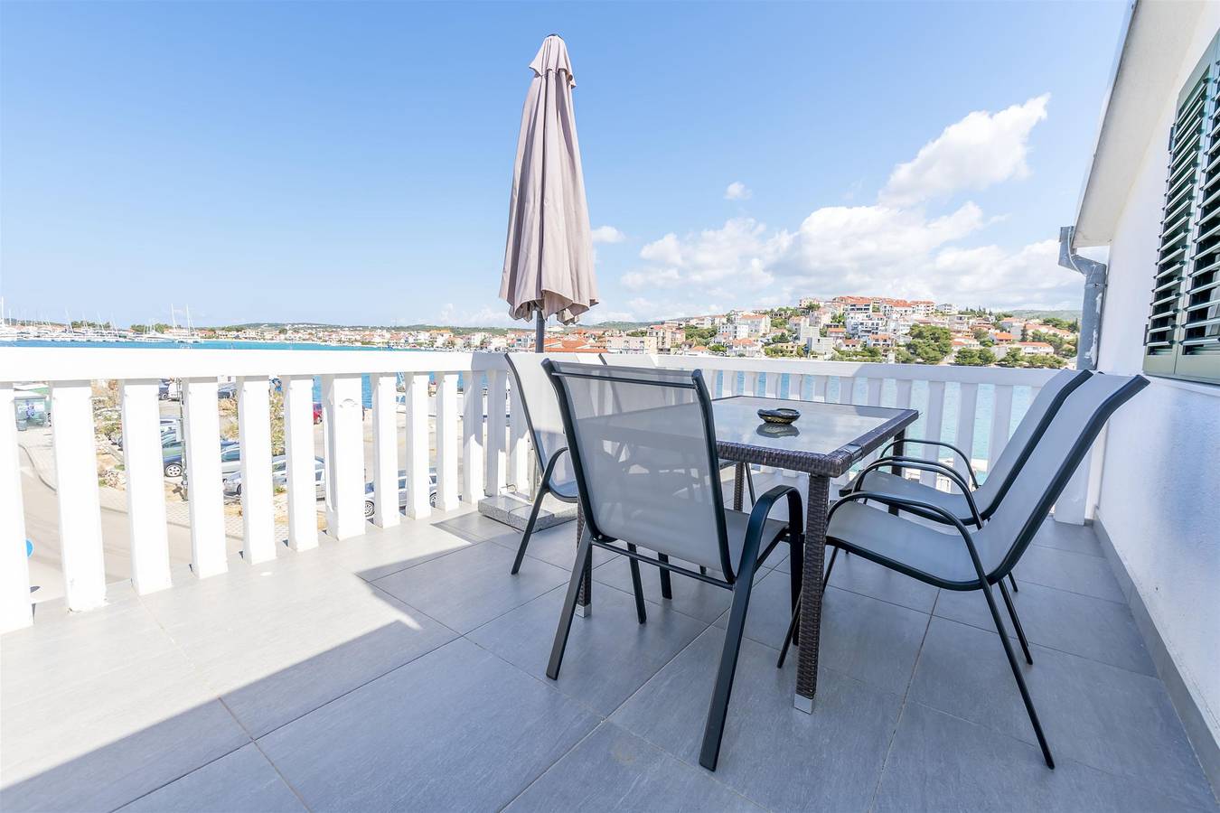 Apartamento entero, Apartments Olivera in Rogoznica, Condado de Šibenik-Knin