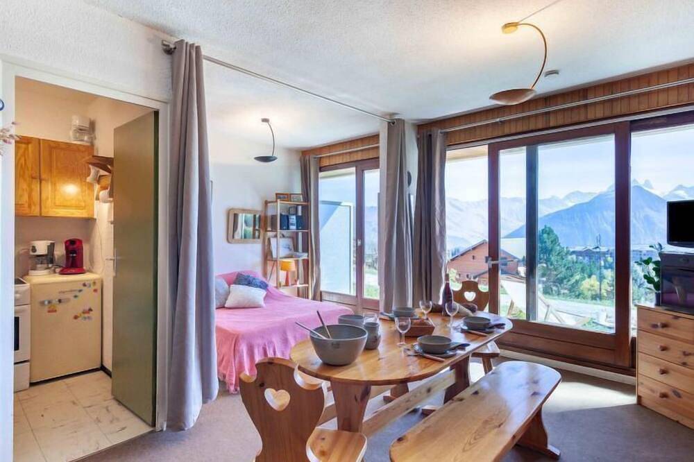 Entire apartment, Mont Charvin in La Toussuire, Fontcouverte-la-Toussuire