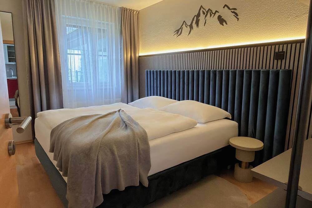 Ganze Wohnung, \"Sonntagskind\"-Premium Apartments Seekirchen, Terrasse & Privatgarten in Seekirchen am Wallersee, Bezirk Salzburg-Umgebung