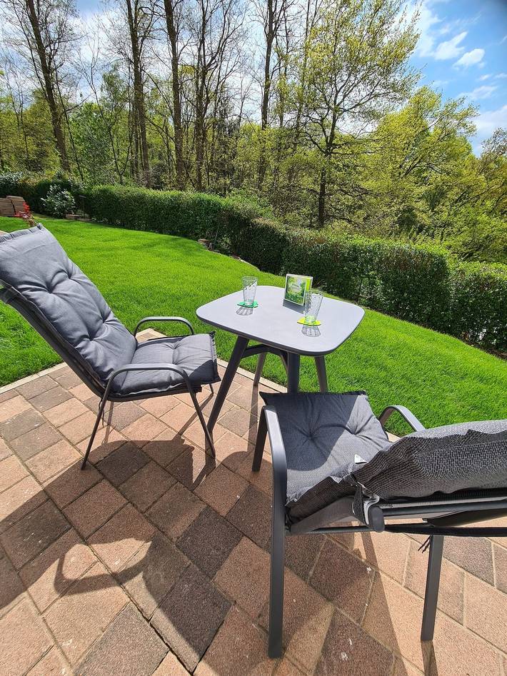 Ferienwohnung für 3 Personen, mit Terrasse und Garten sowie Ausblick