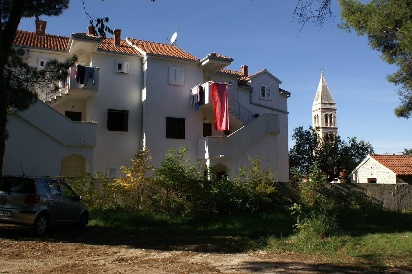 Ganze Wohnung, 3-Zimmer-Ferienwohnung mit Terrasse und Meerblick Supetar, Brac A-2956-a in Supetar, Brac