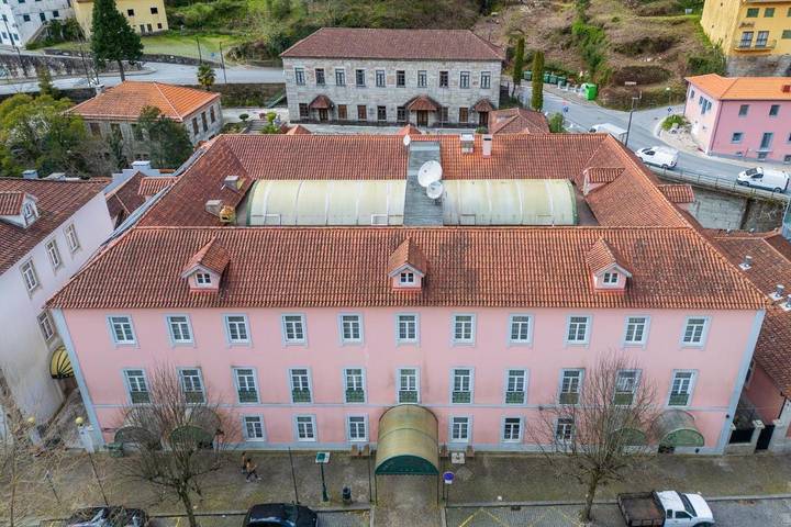 Hôtel pour 2 personnes, avec vue ainsi que piscine et jardin