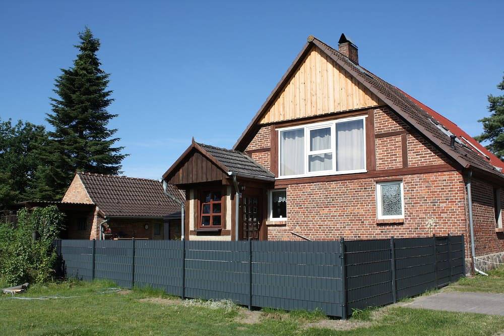 Gemütliches Ferienhaus/wohnung Kleine Auszeit Blumenthal in Ferdinandshof, Vorpommern Greifswald