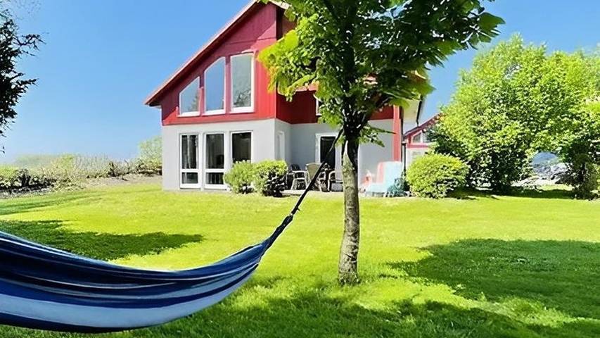 Ferienhaus für 10 Personen, mit Garten in Kalkhorst