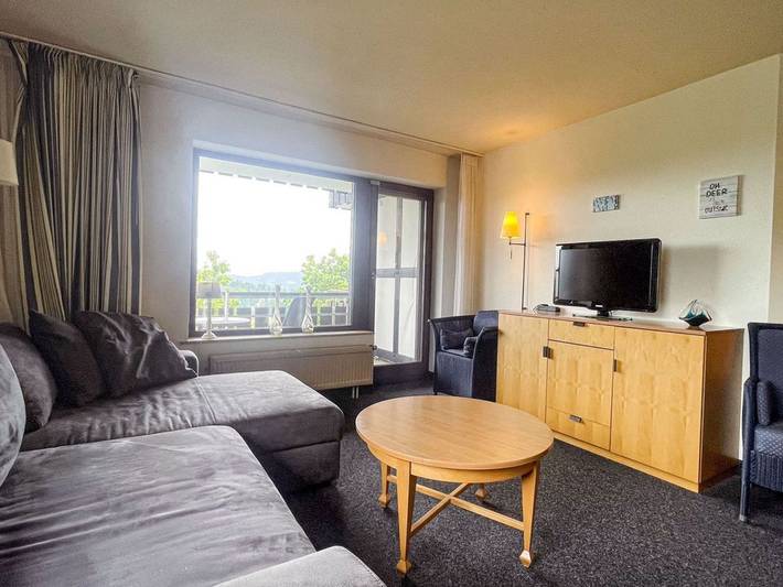 Ferienwohnung für 4 Personen, mit Balkon, kinderfreundlich in Neuastenberg