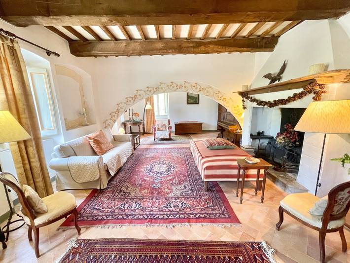 Location de vacances pour 8 personnes, avec terrasse ainsi que vue et jardin, animaux acceptés à Spoleto - 3