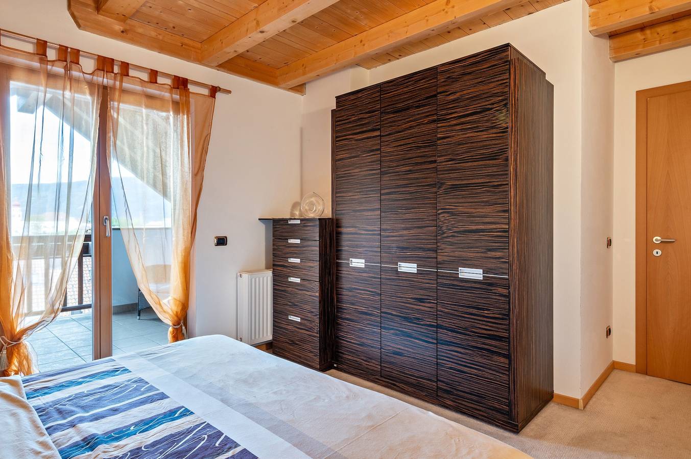 Entire apartment, Apartment "Bergweg" with Mountain View & Private Terrace in Lajen, Dolomiti Superski