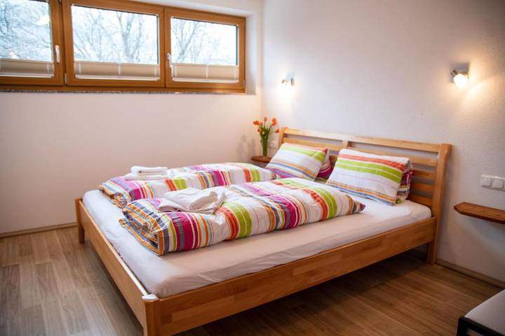 Ferienwohnung für 4 Personen, mit Terrasse und Garten sowie Ausblick in Landeck - 4