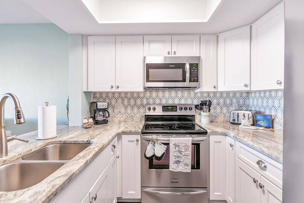 Ganze Wohnung, Recently renovated condo with beautiful view in perfect location. in Surf City, Topsail Island