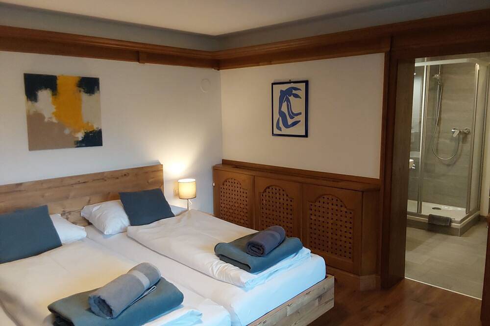 Guesthouse Huber family room in Mittersill, Kitzbüheler Alpen