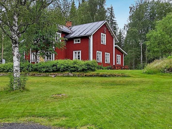 Ferienhaus für 8 Personen, mit Garten in Värmland